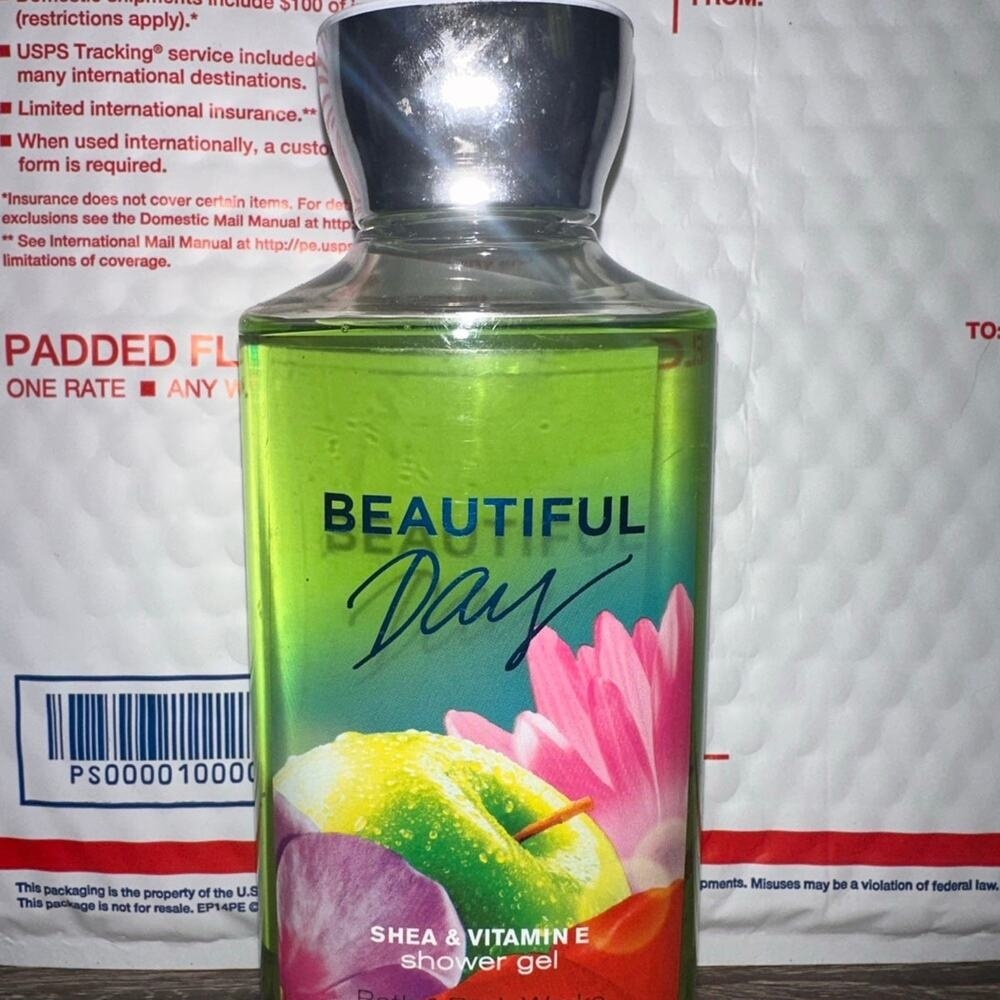 Bath and Body Works Beautiful Day Shower Gel Body‎ Wash New discontinued